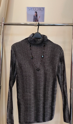 ニットの洋服の全体